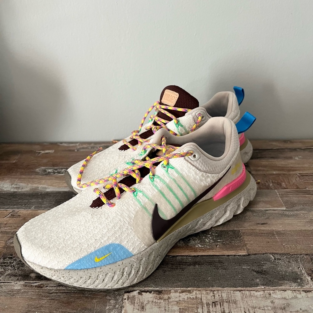 Nike Multicolor Athletic Shoes